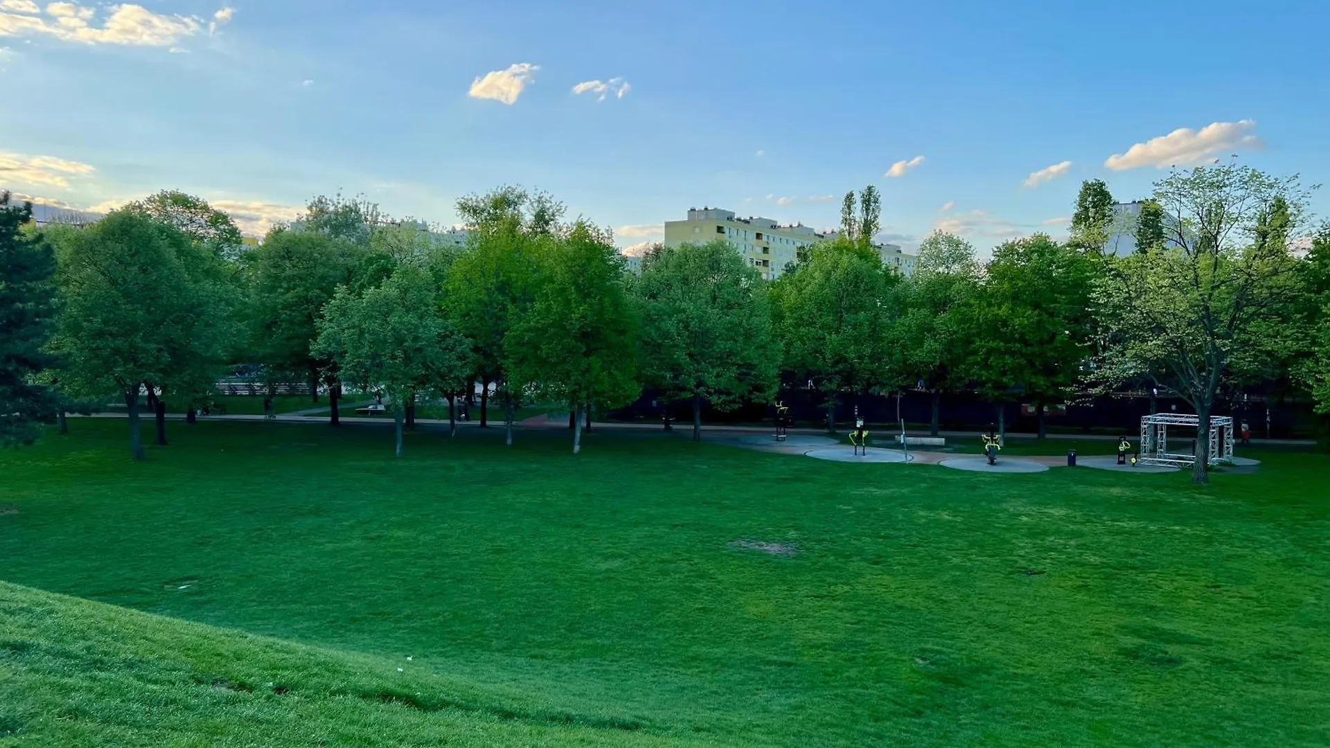 Apartment Green Park Budapest Hungary